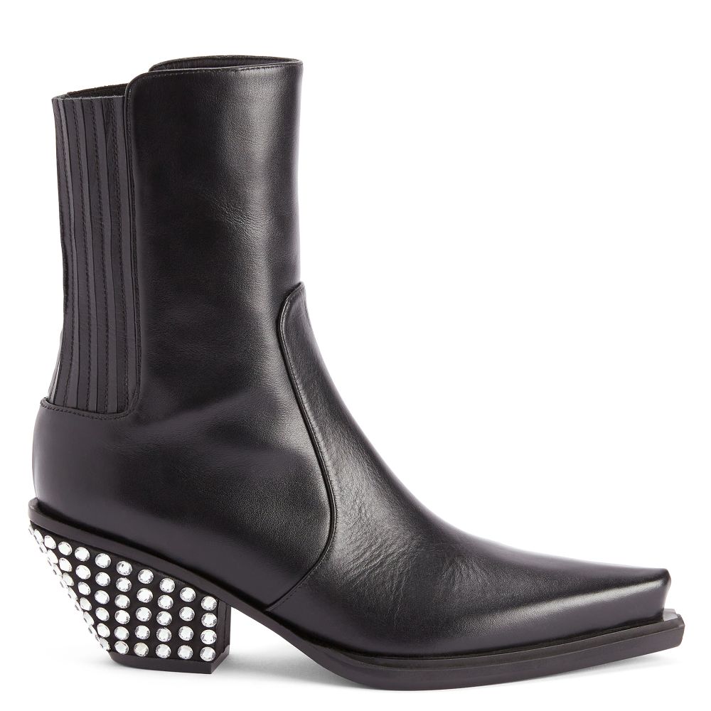 Giuseppe Zanotti Yanhira Ankle Boots