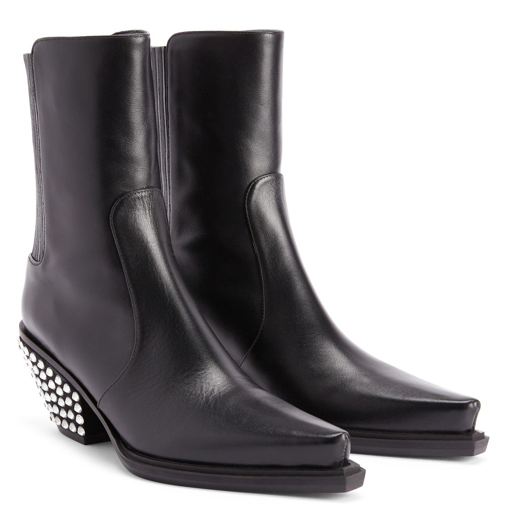 Giuseppe Zanotti Yanhira Ankle Boots