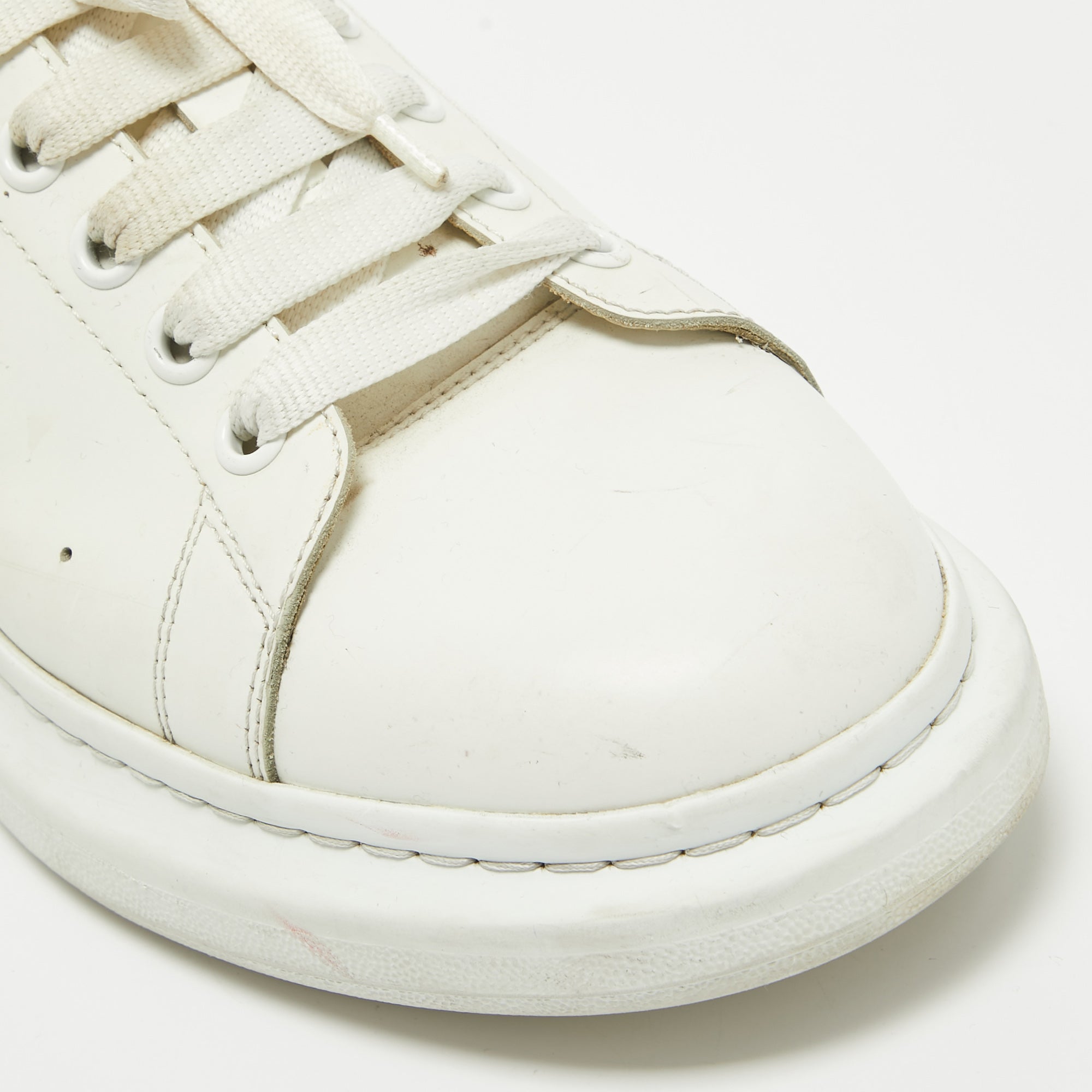 Preloved Alexander Mcqueen White red Leather Oversized Low Top Sneak