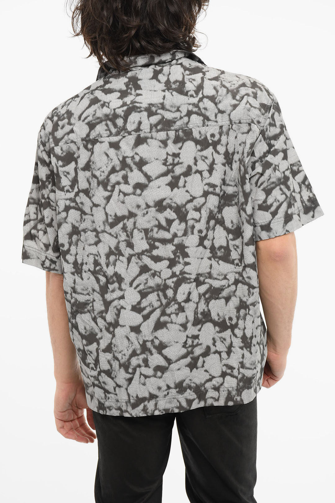 44 Label Group Printed ZERFALL Short-sleeved Shirt with Breast Pocket