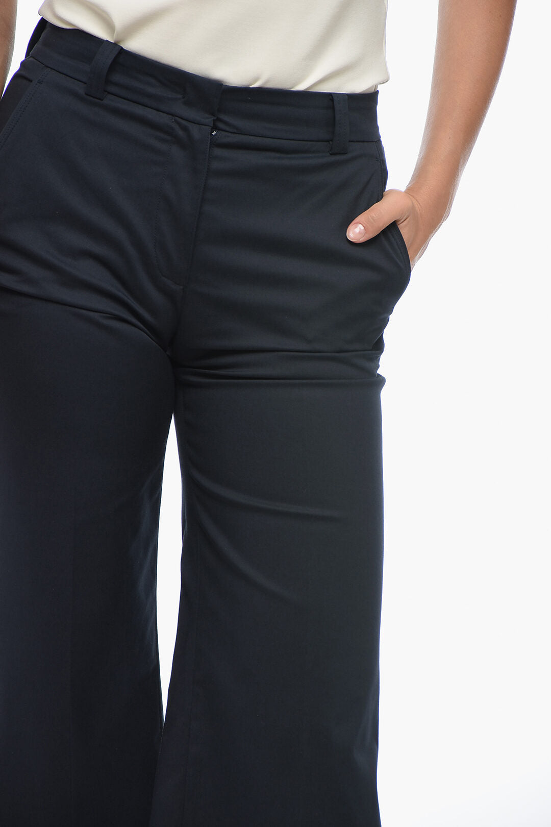 QL2 Wide-Leg MELODY Chinos Pants with Hidden Closure